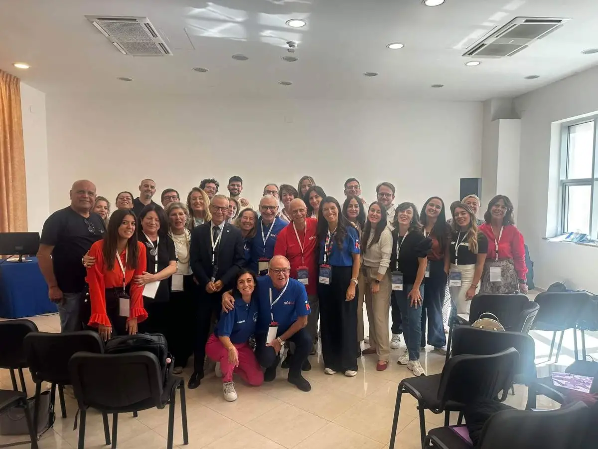 17-gruppo-corso-EAPLS 17-gruppo-corso-EAPLS