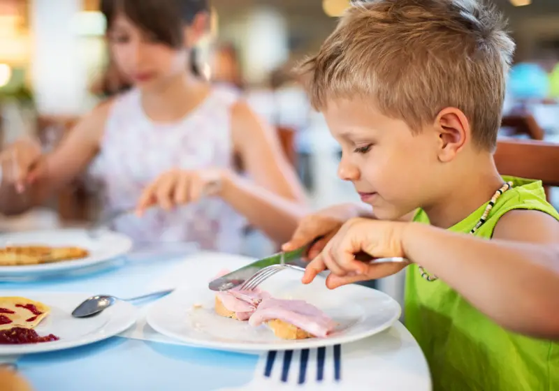 NUTRILO BENE OGGI PER COSTRUIRE LA SUA SALUTE DOMANI